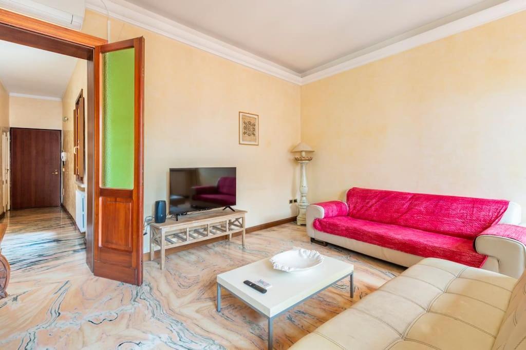 Apartment Under The Basilica Of Sant'Andrea 만토바 외부 사진