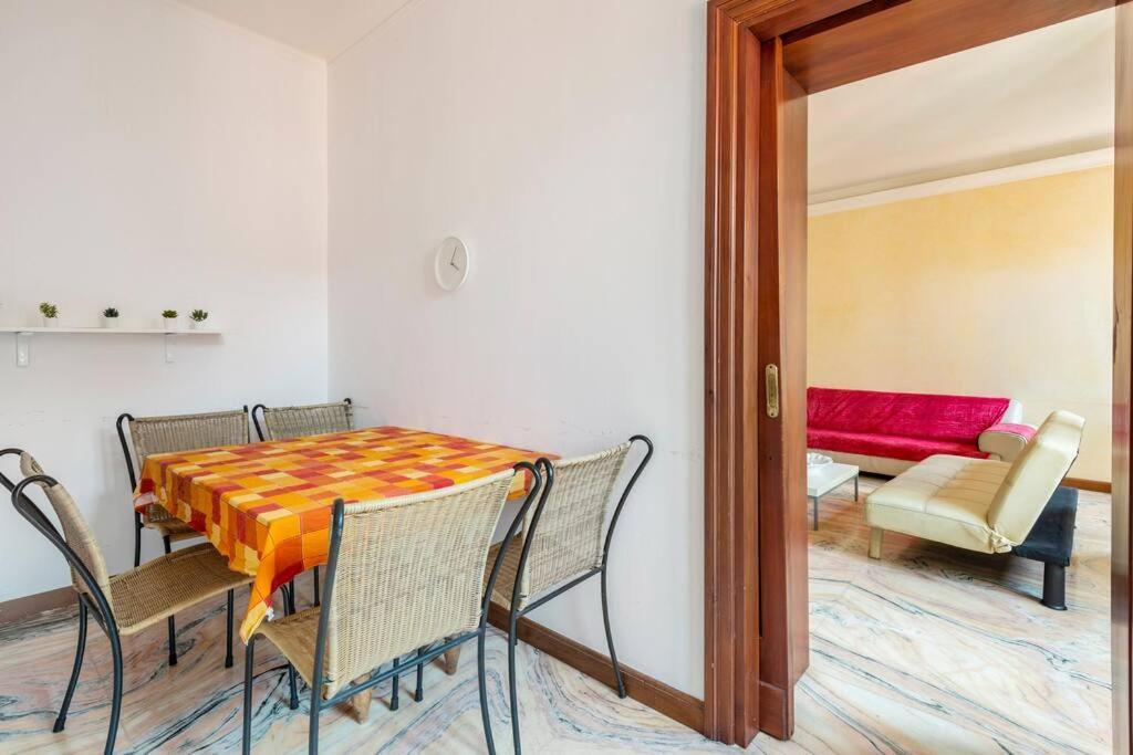 Apartment Under The Basilica Of Sant'Andrea 만토바 외부 사진